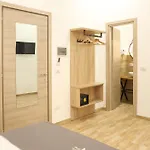 Mia Nápoly